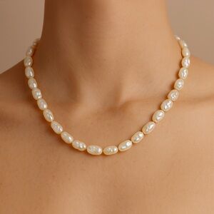 Elegant Pearl Necklace